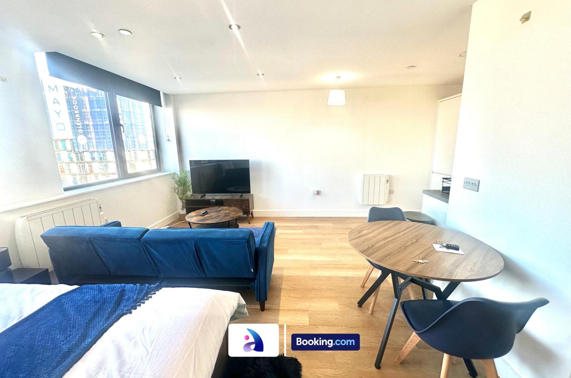Modern By Avalora Short Lets & Serviced Old Trafford With Free Parking, Mcr Stadium - Ua92 Apartment *